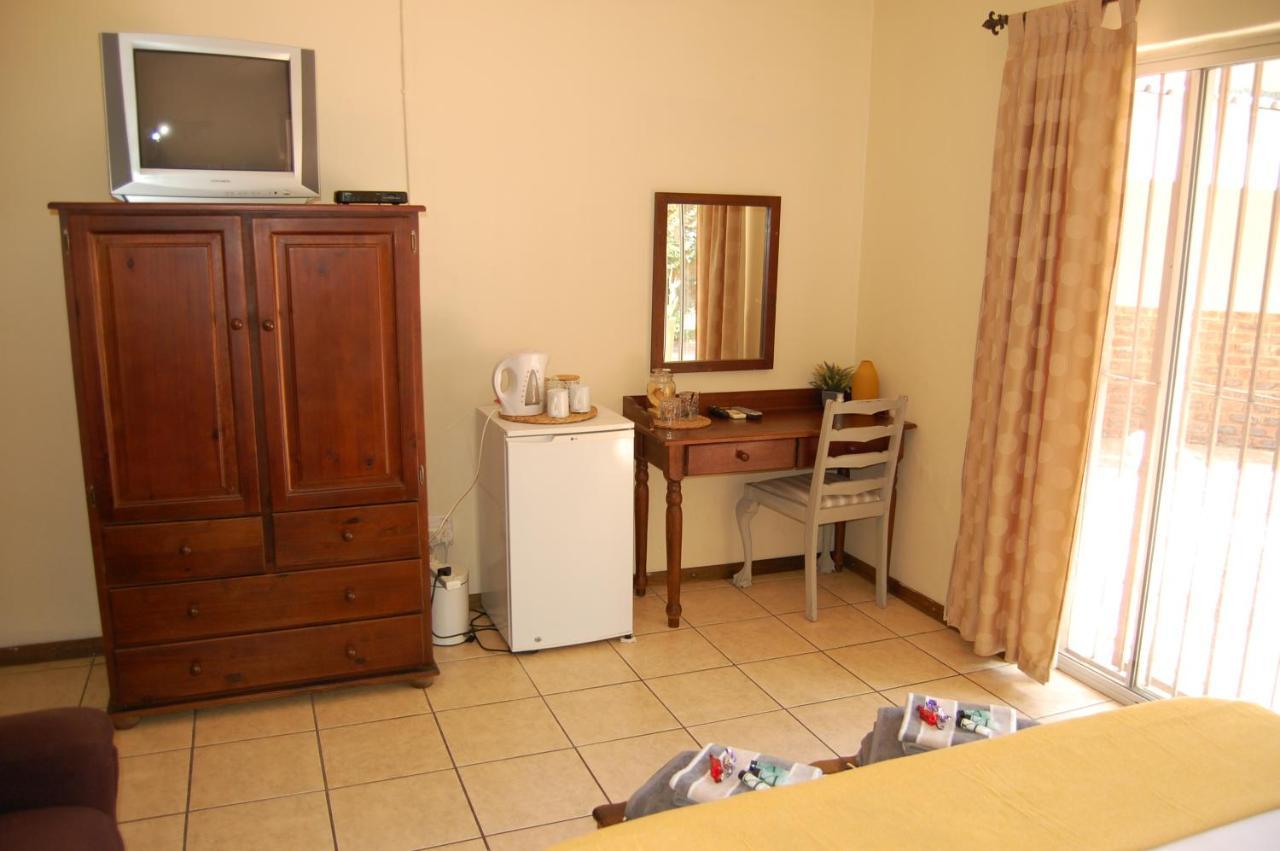 Evergreen Guesthouse Upington Exterior foto